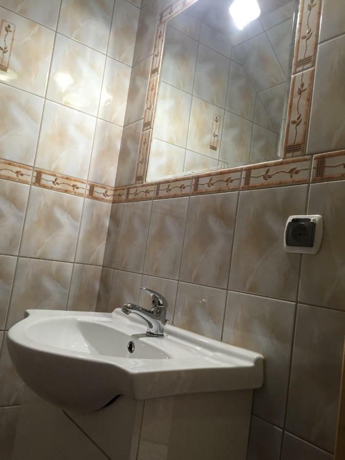 Pokoje U Eli Apartment Brzegi  Bagian luar foto